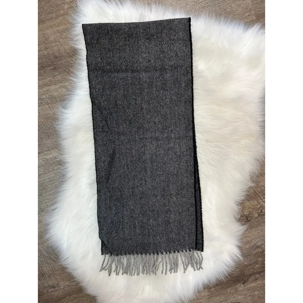 Unknown excellent wool
